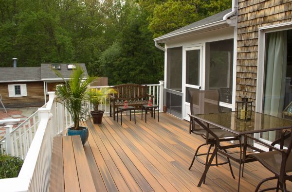 Decking Service in Evanston